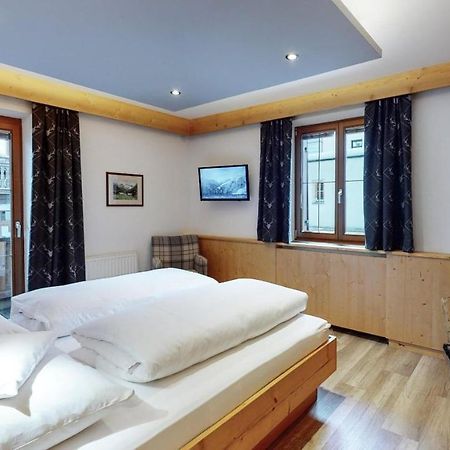 Апартаменты Haus Lina Санкт-Антон-ам-Арльберг Экстерьер фото