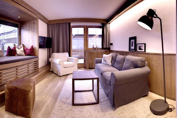 Апартаменты Haus Lina Санкт-Антон-ам-Арльберг Экстерьер фото